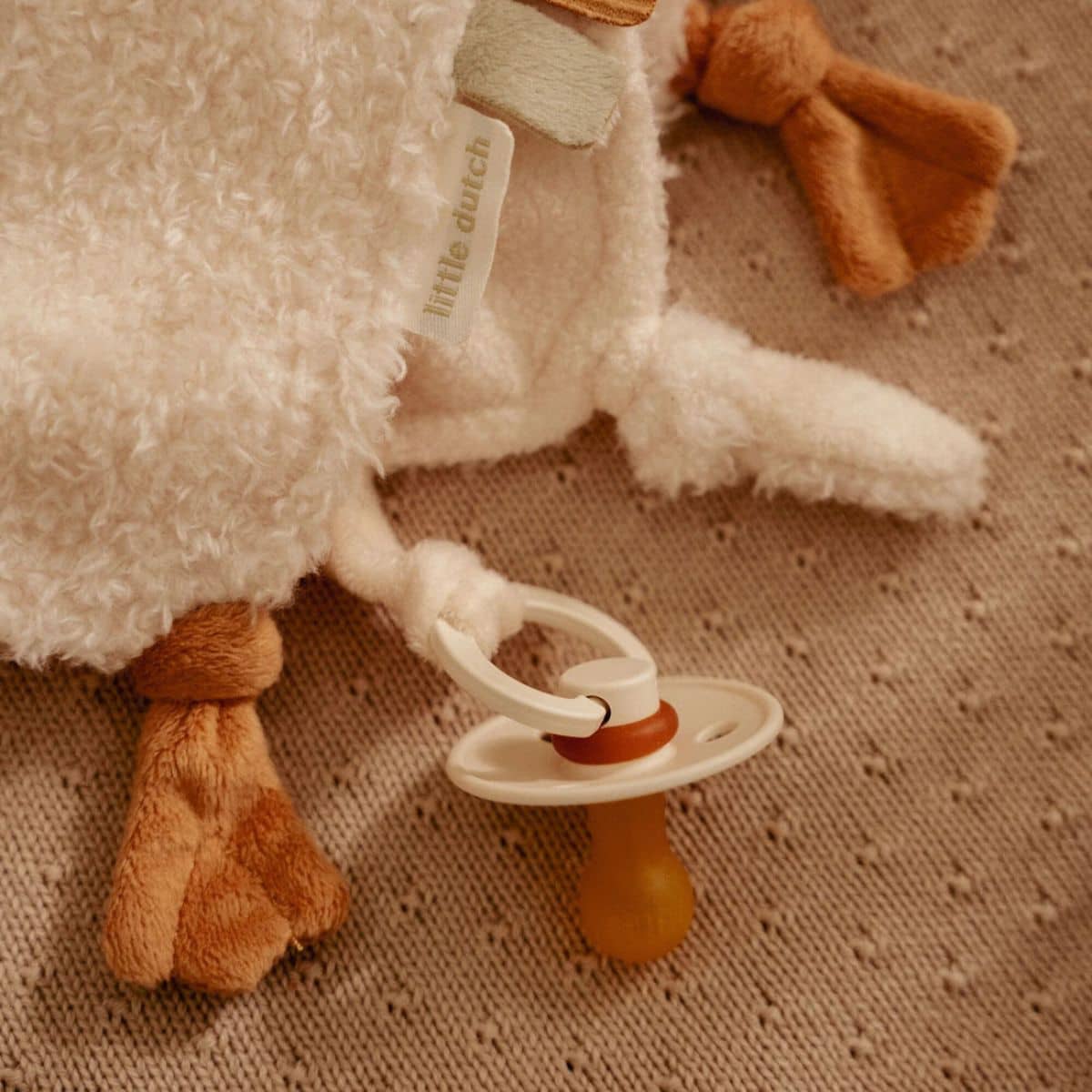 Little Dutch Newborn Naturals Cuddle Cloth Little Goose