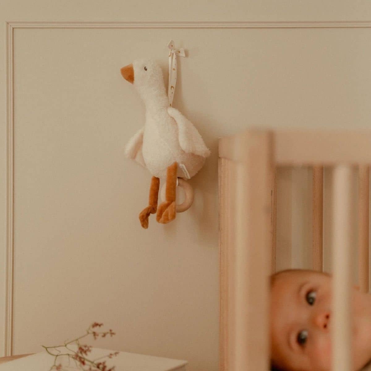 Little Dutch Newborn Naturals Music Box Little Goose