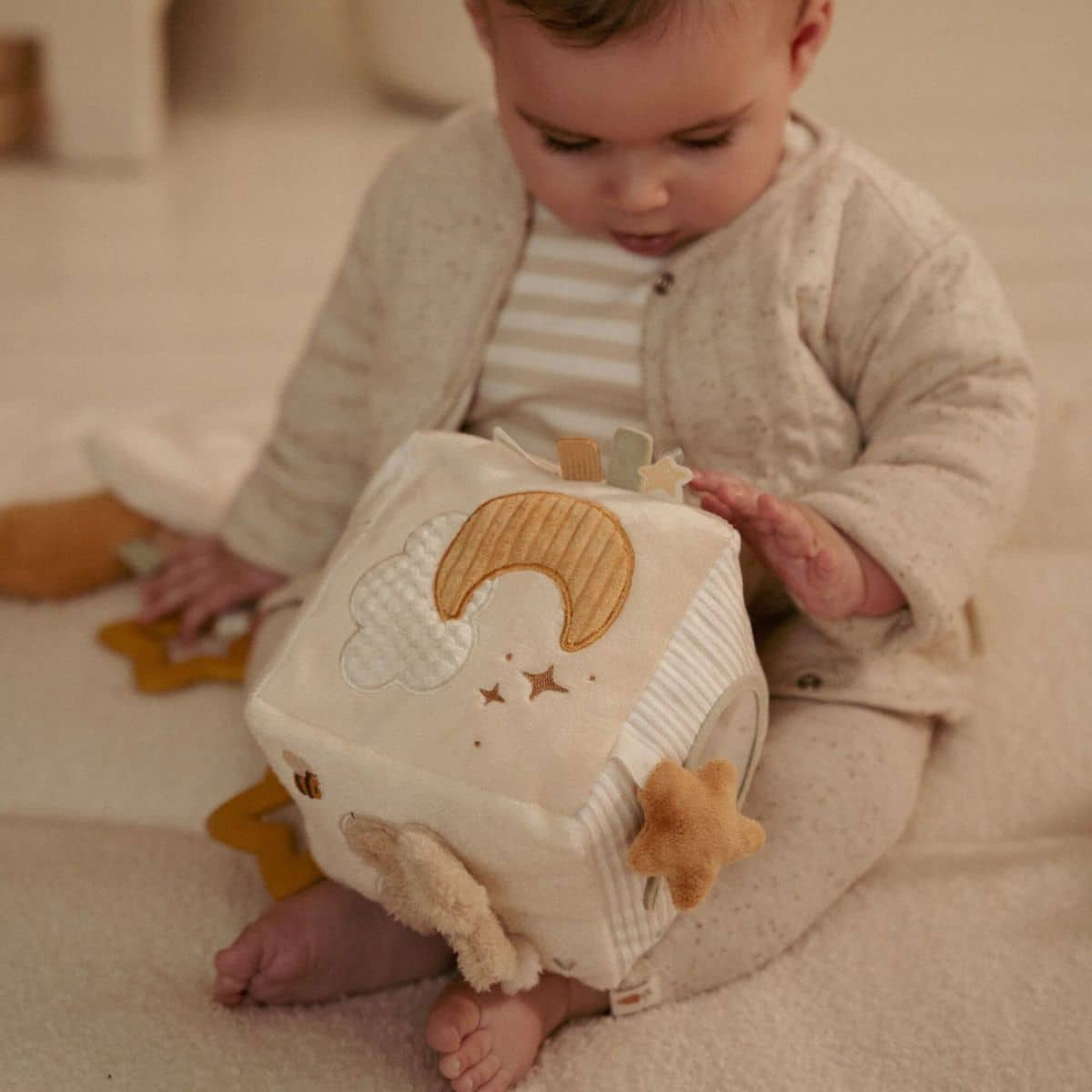 Little Dutch Newborn Naturals Soft Goose Activity Cube