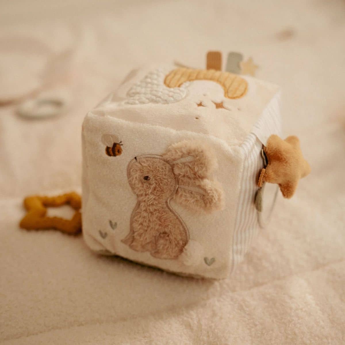 Little Dutch Newborn Naturals Soft Goose Activity Cube