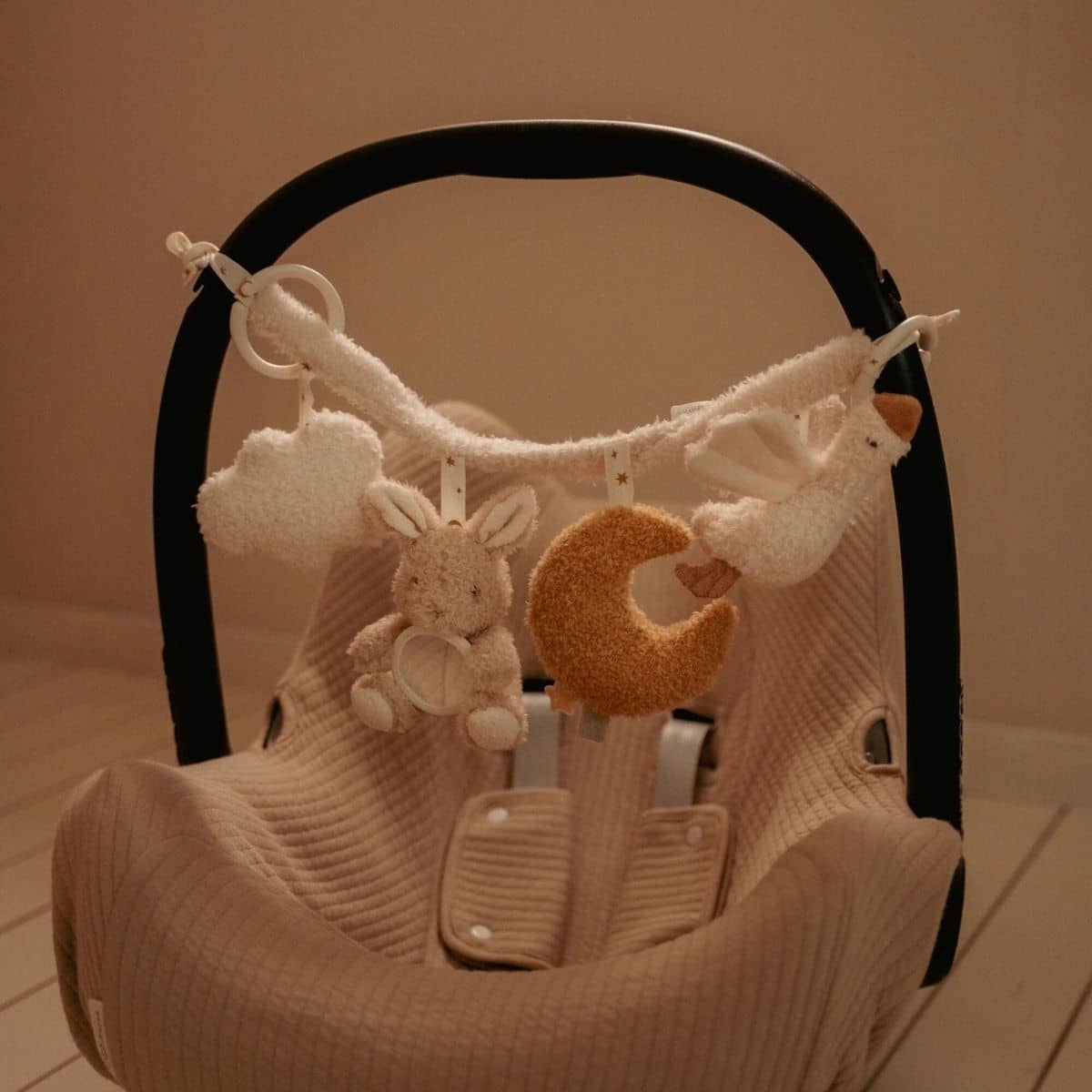 Little Dutch Newborn Naturals Stroller Toy Chain