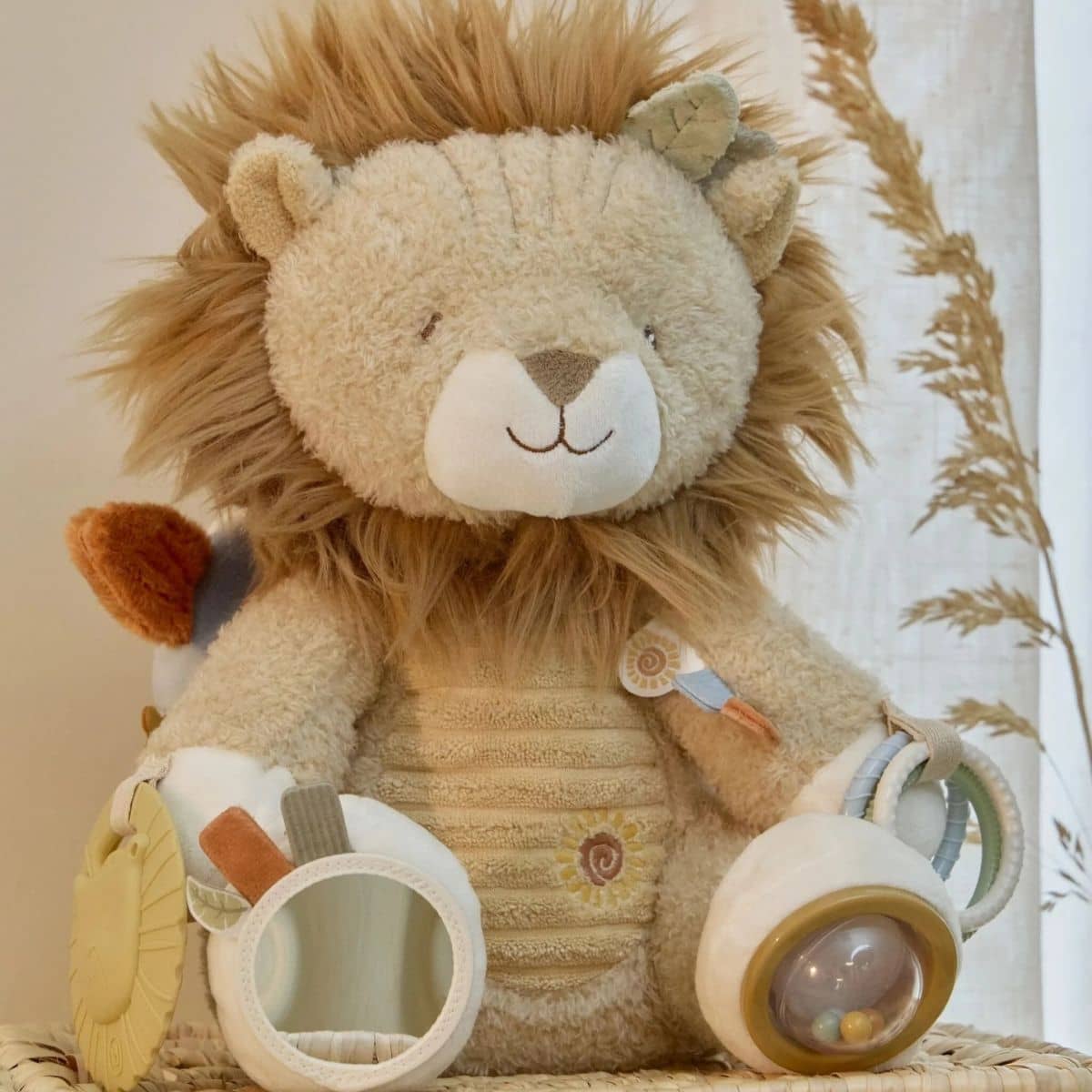 Little Dutch Safari Friends Activity Lion