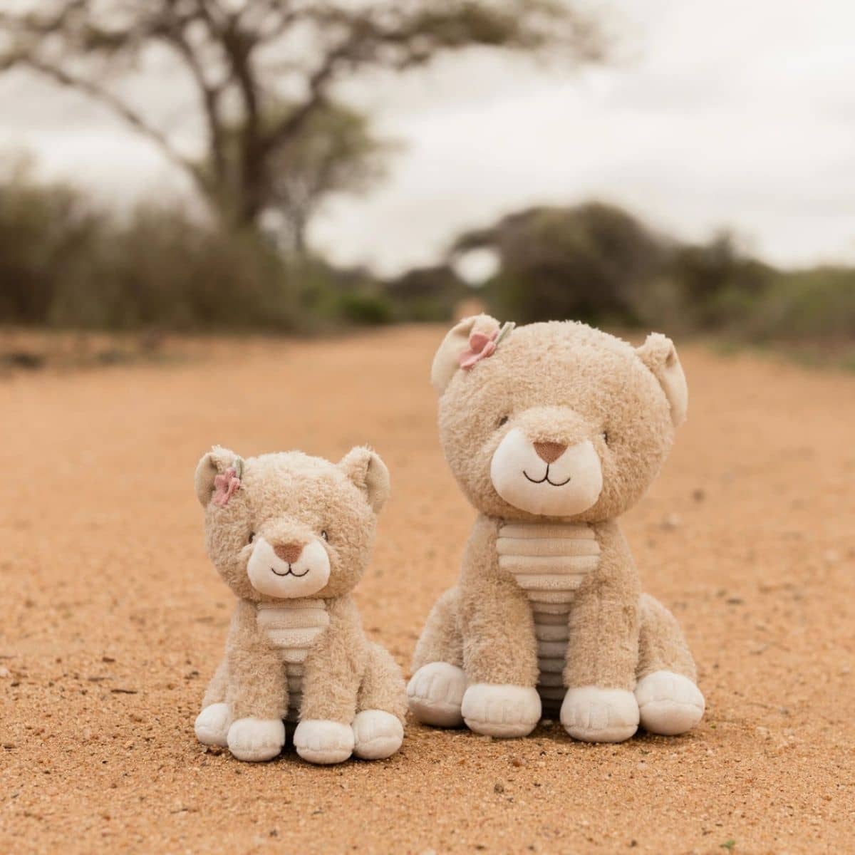 Little Dutch Safari Friends Cuddle Lioness Large