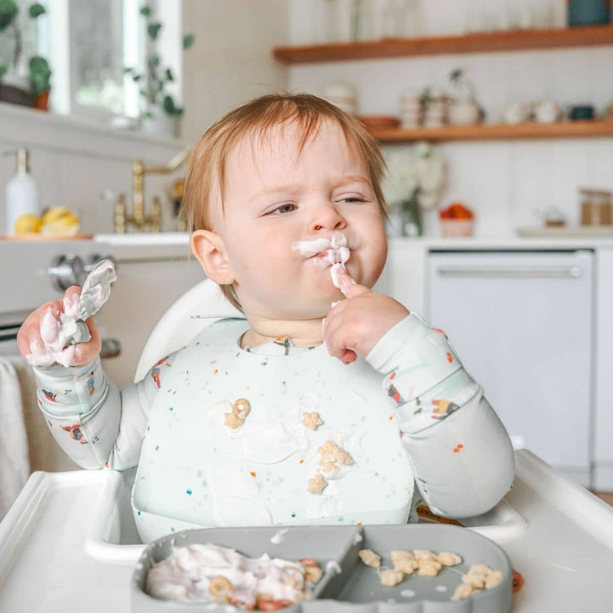 LouLou Lollipop Silicone Bib - Confetti Mint