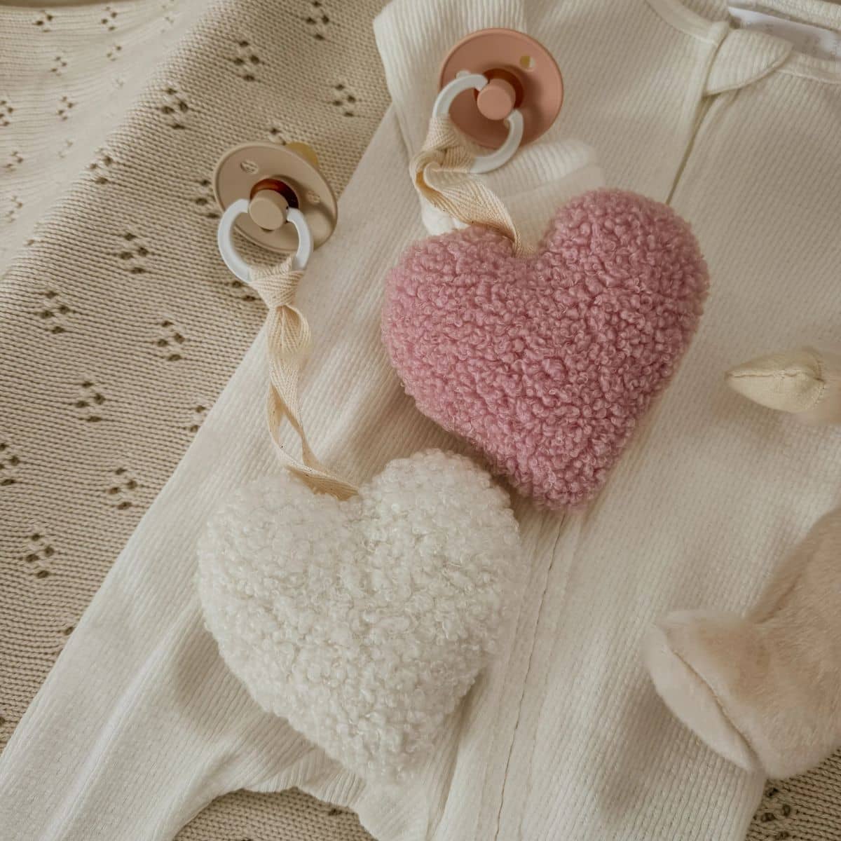 Luna Mae Creations - Pacifier Holder - Heartfelt Ivory