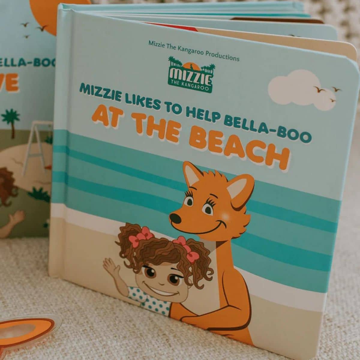 Mizzie the Kangaroo - Touch & Feel Book - At the Beach