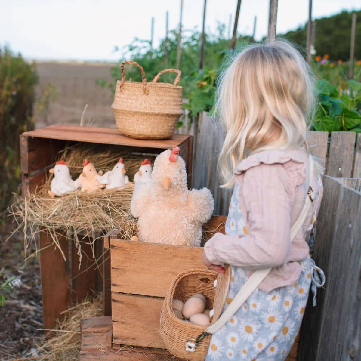 Nana Huchy Harriet the Hen Rattle - Honey