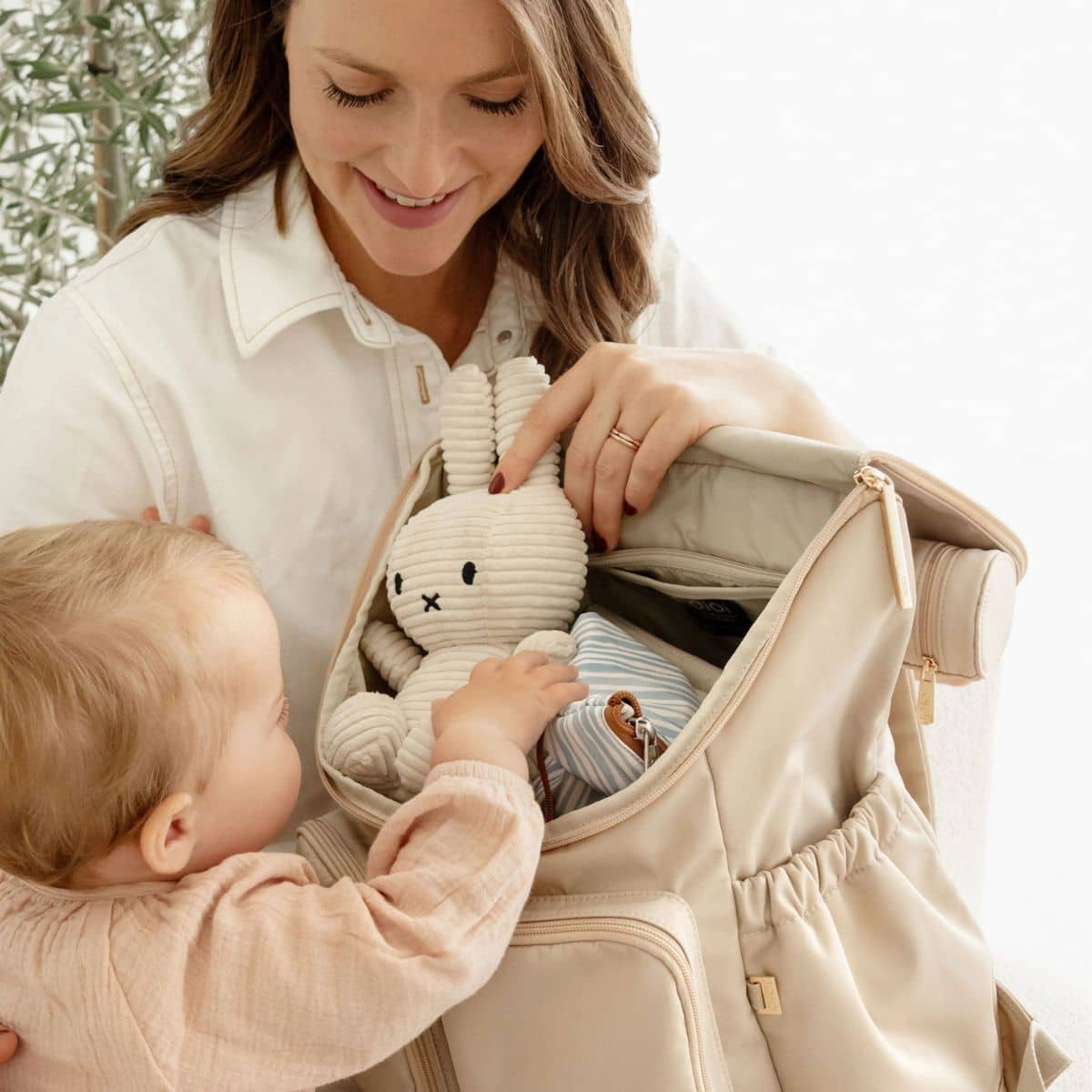 OiOi Signature Nappy Backpack - Beige Nylon