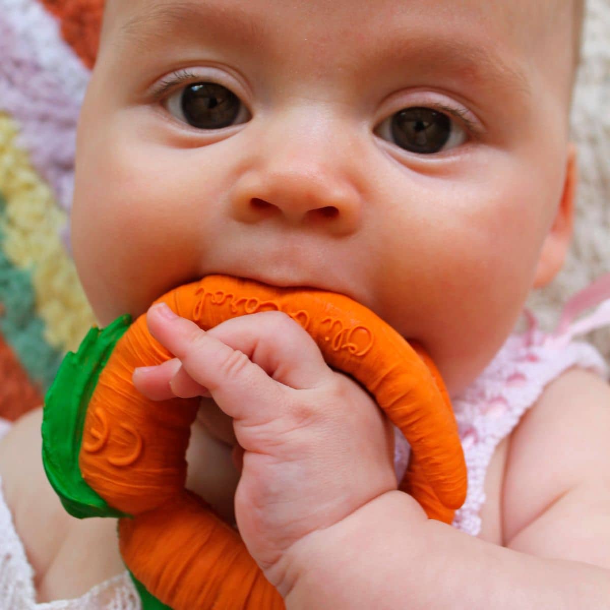 Oli & Carol Natural Rubber Teether - Cathy the Carrot