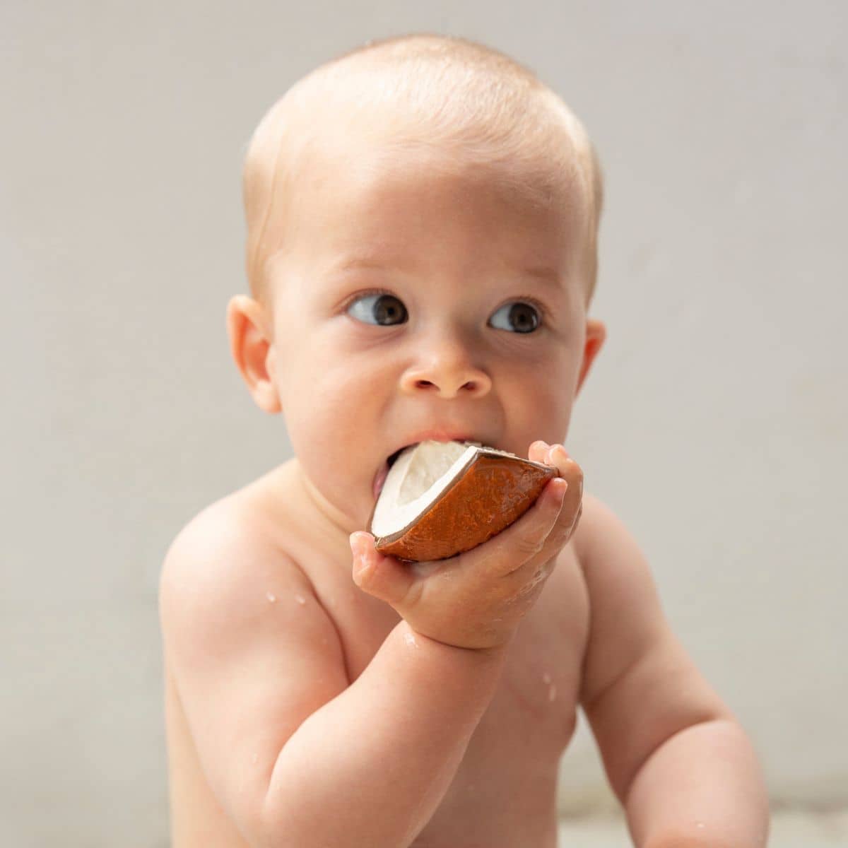 Oli & Carol Natural Rubber Teether - Coco the Coconut
