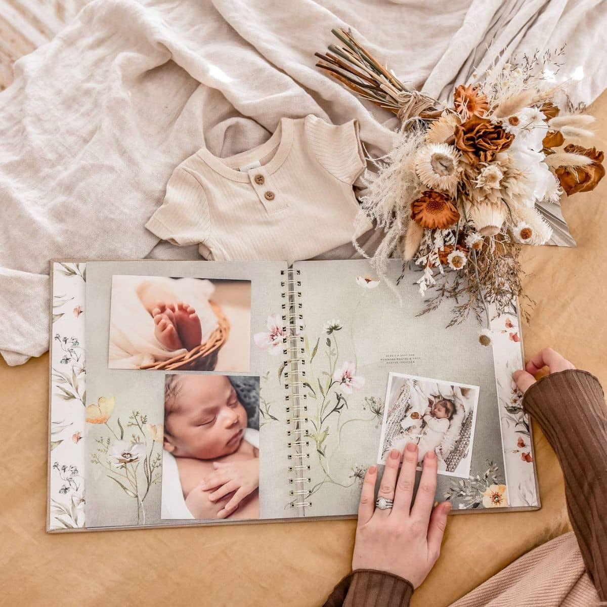Peachly Baby Memory Book - Fleur