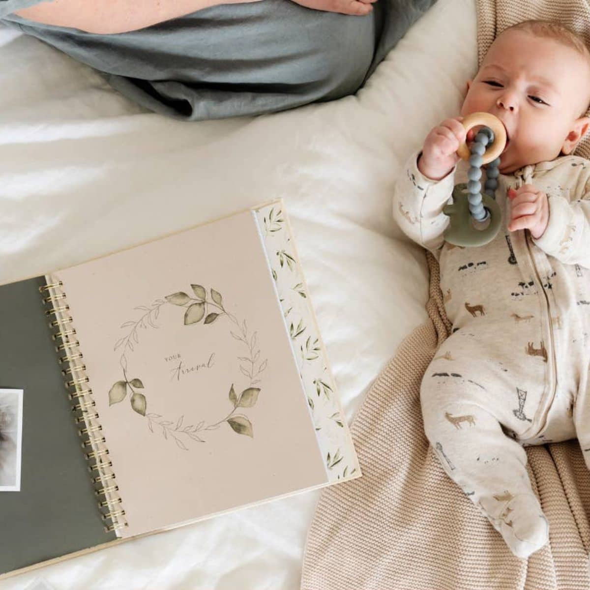 Peachly Baby Memory Book - Olive