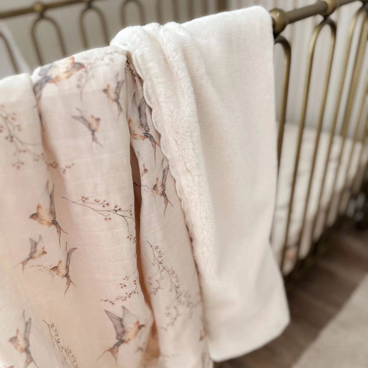 Pop Ya Tot Fur Lined Cot Blanket - Nightingale