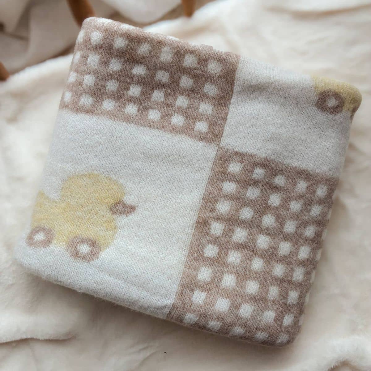 Pop Ya Tot Knitted Blanket - Once Upon a Duckling
