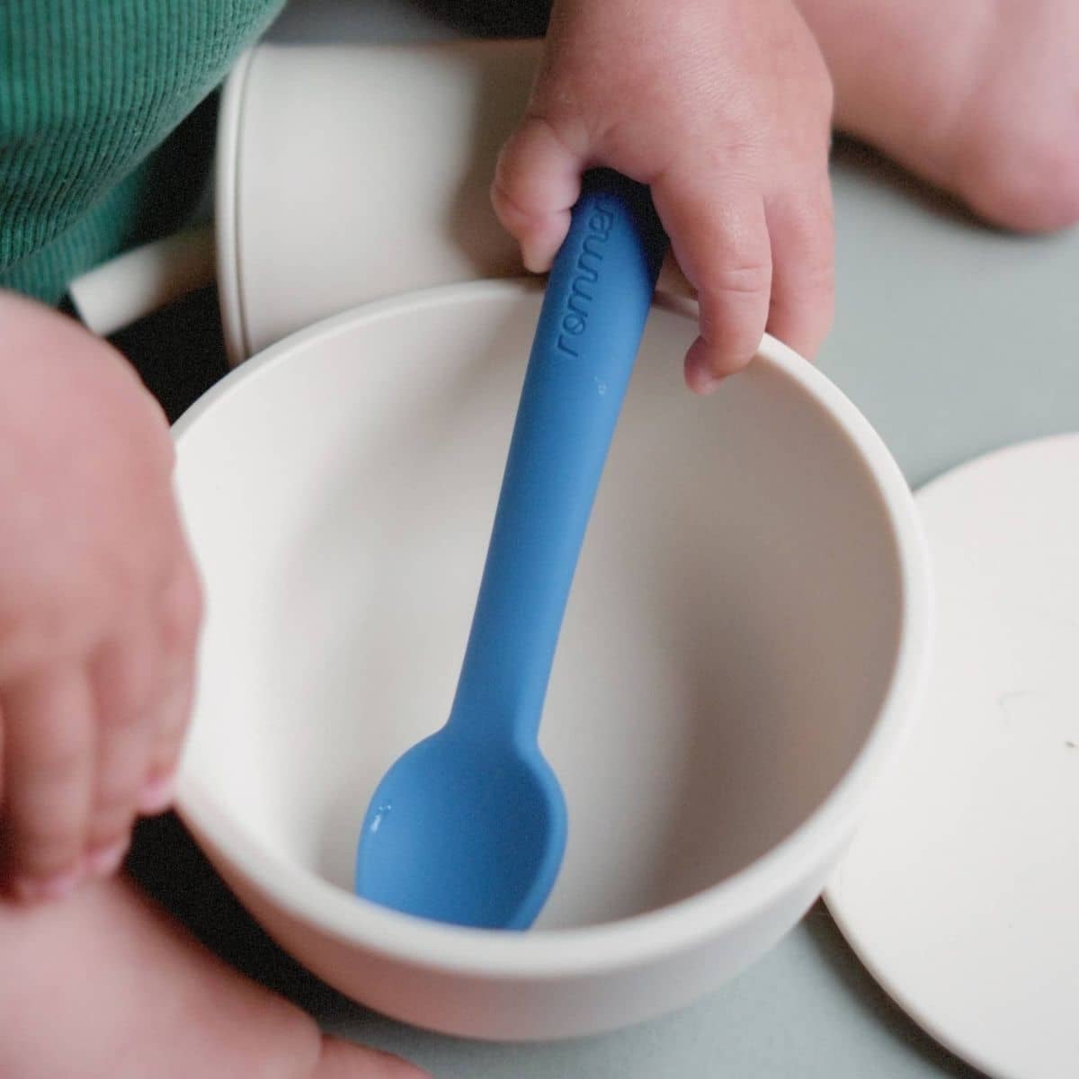 Rommer Silicone Bowl + Lid - Crème