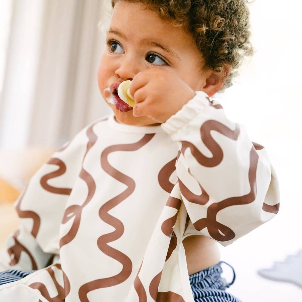 Rommer Smock Bib - Mocha