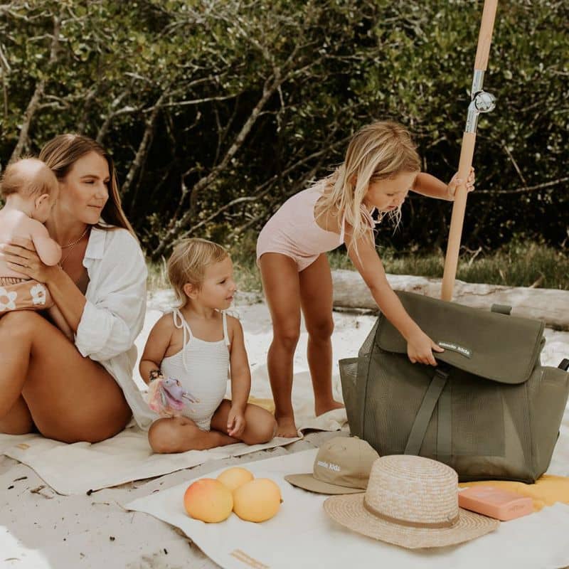 Sande Kids Beach Hauler - Mesh Backpack - Pandanus
