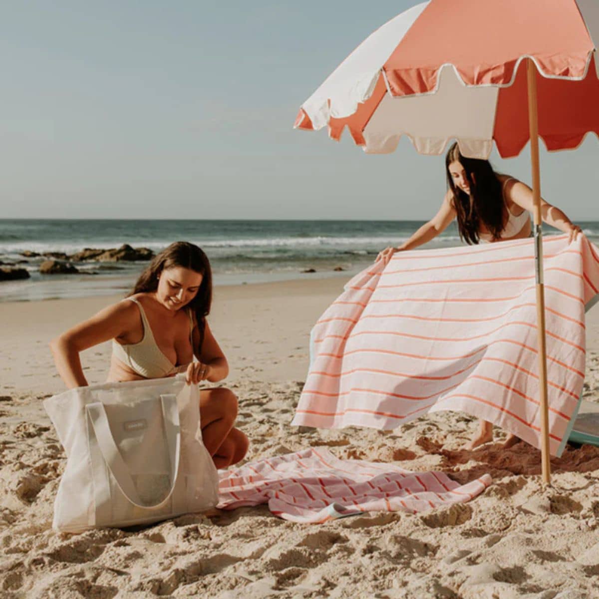 Sande Kids Beach Hauler - Mini Mesh Beach Bag – Sand