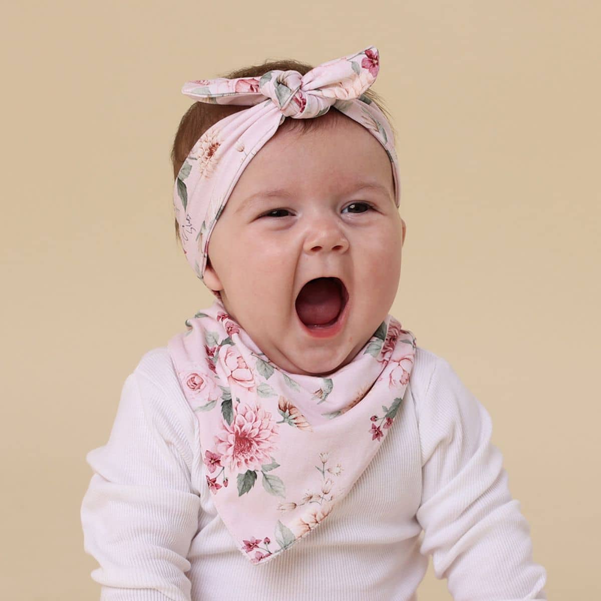 Snuggle Hunny Bandana Dribble Bib - Birds & Blooms
