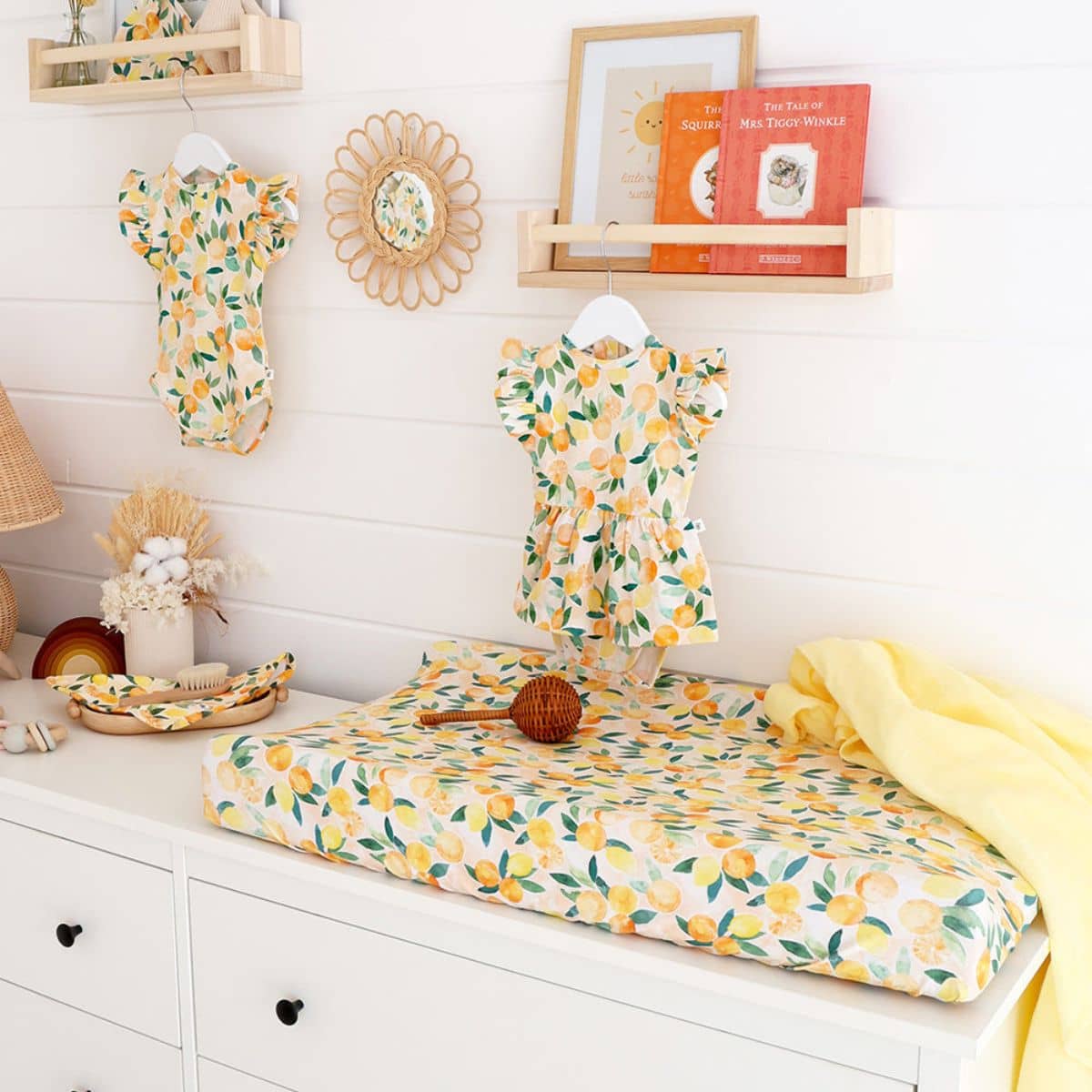 Snuggle Hunny Fitted Bassinet Sheet and Change Pad Cover - Sunny Citrus