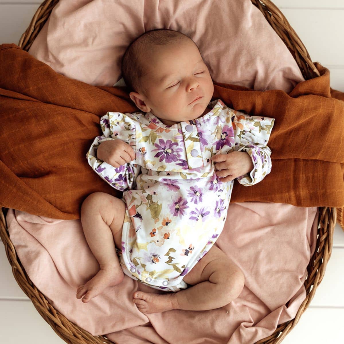 Snuggle Hunny Long Sleeve Bodysuit - Isla