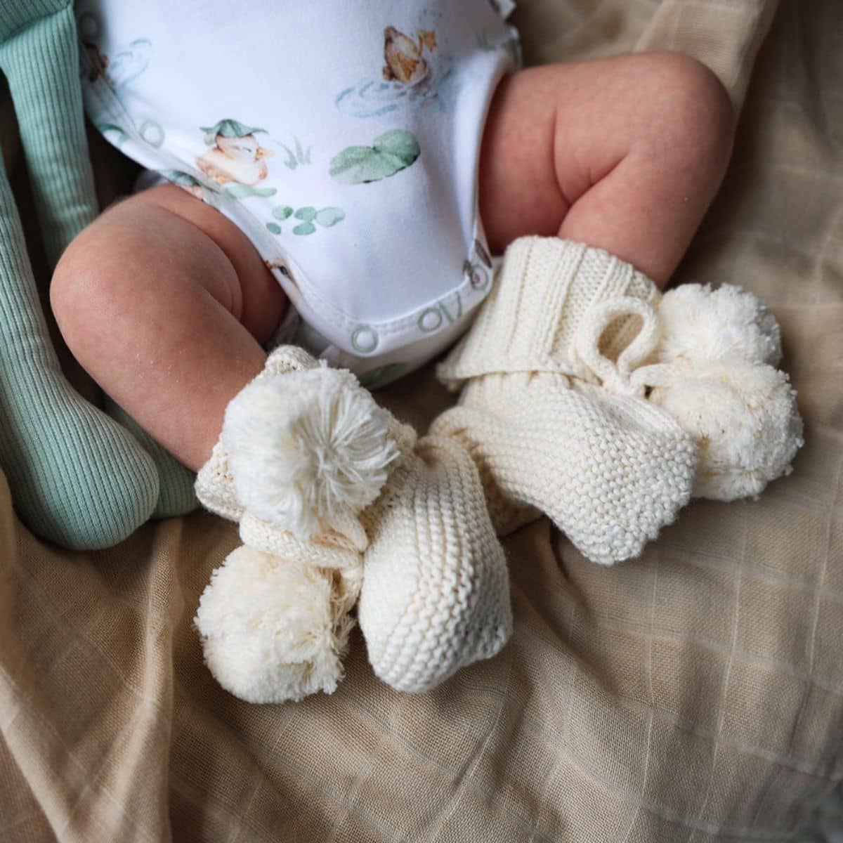Snuggle Hunny Organic Cotton Knit Booties - Cream