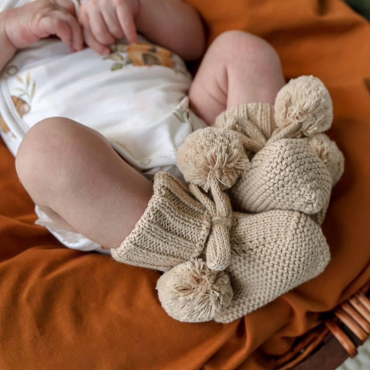 Snuggle Hunny Organic Cotton Knit Booties - Hazelnut