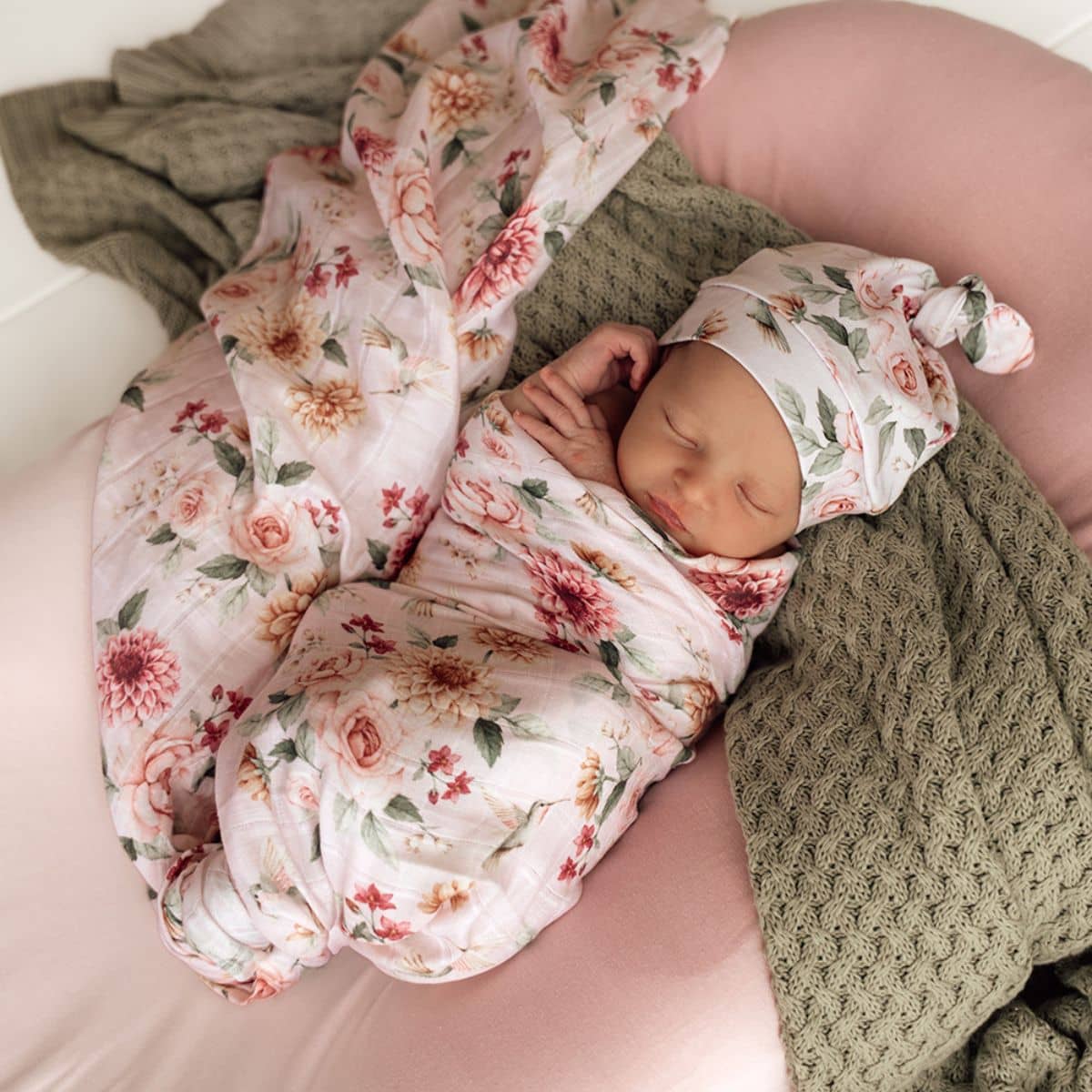 Snuggle Hunny Muslin Wrap - Birds & Blooms
