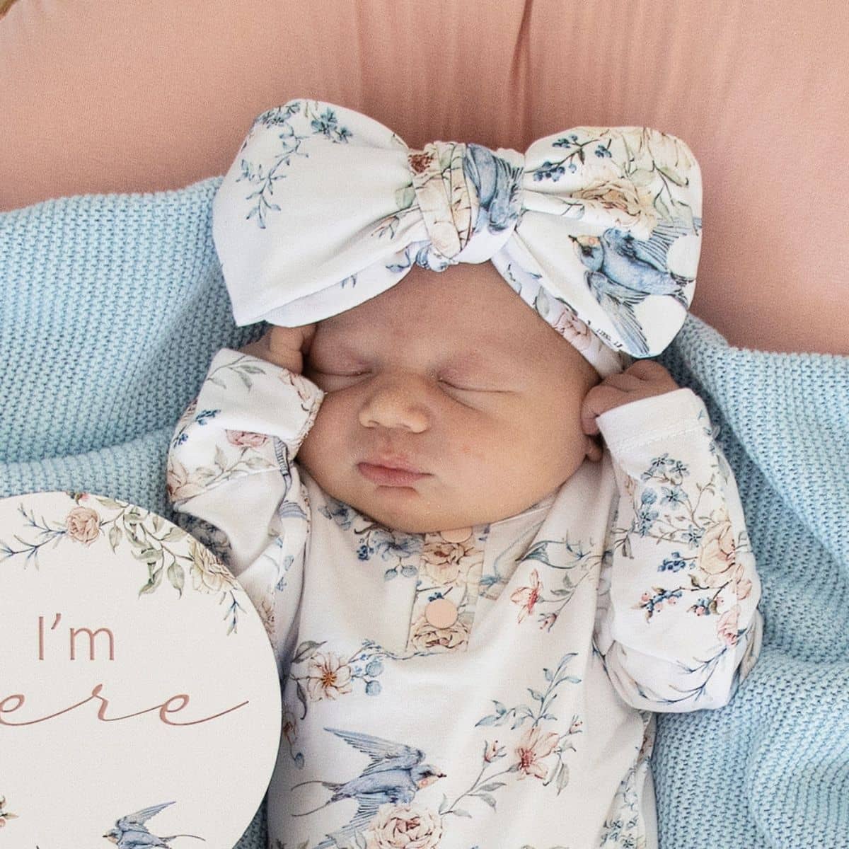 Snuggle Hunny Oversized Bow - Sweet Swallows