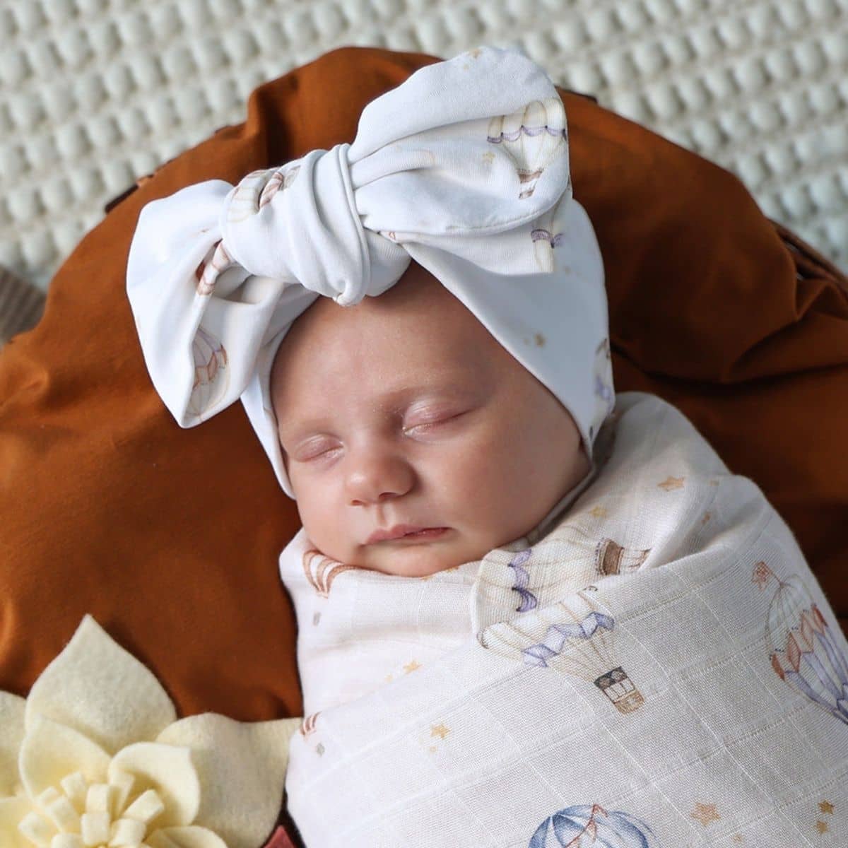 Snuggle Hunny Oversized Bow - Up & Away