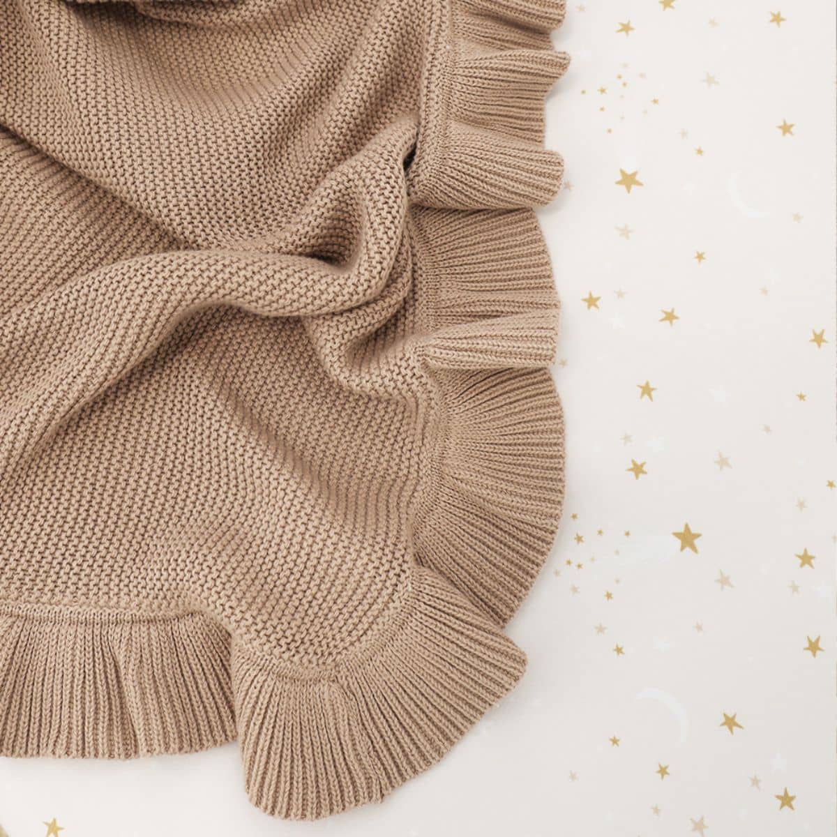 Snuggle Hunny Ruffle Knit Baby Blanket - Hazelnut