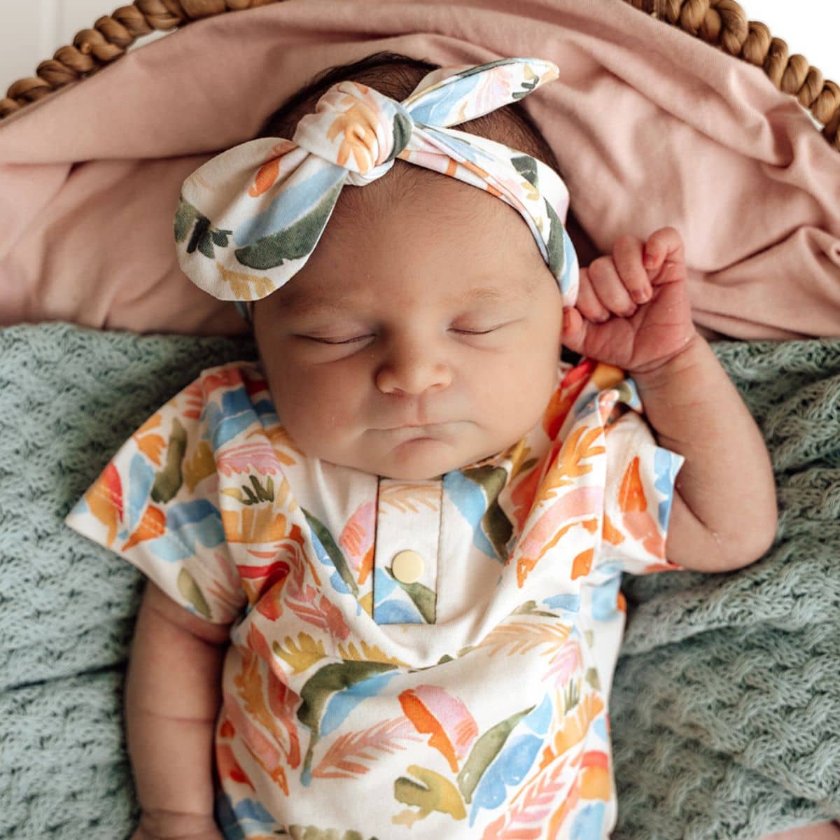 Snuggle Hunny Short Sleeve Bodysuit - Summer Palm