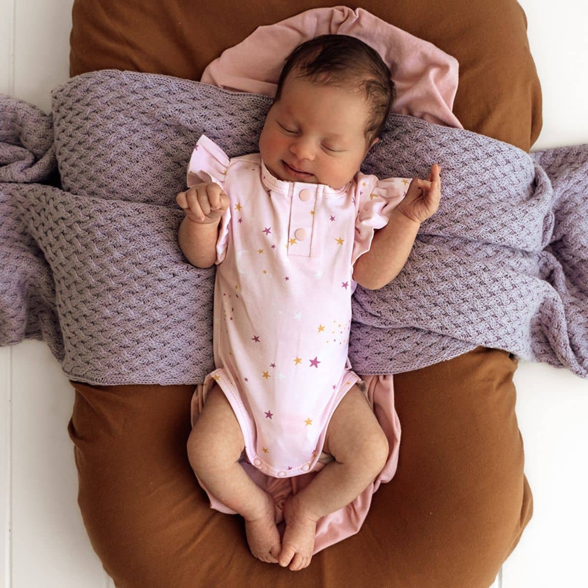 Snuggle Hunny Short Sleeve Bodysuit - Twinkle