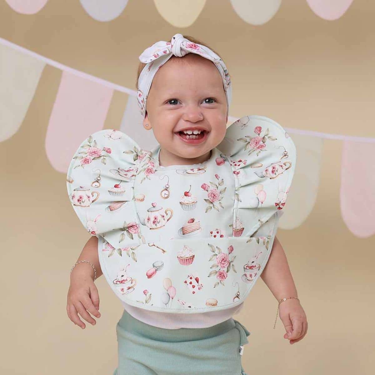 Snuggle Hunny Waterproof Snuggle Bib - White Rabbit Frill