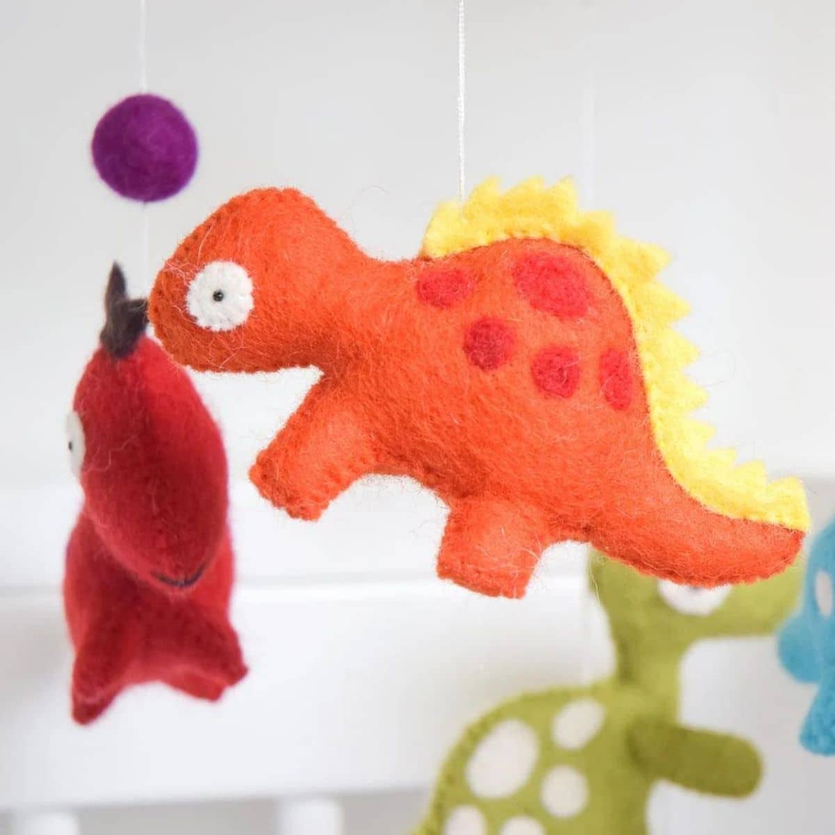 Tara Treasures Nursery Cot Mobile - Dinosaurs