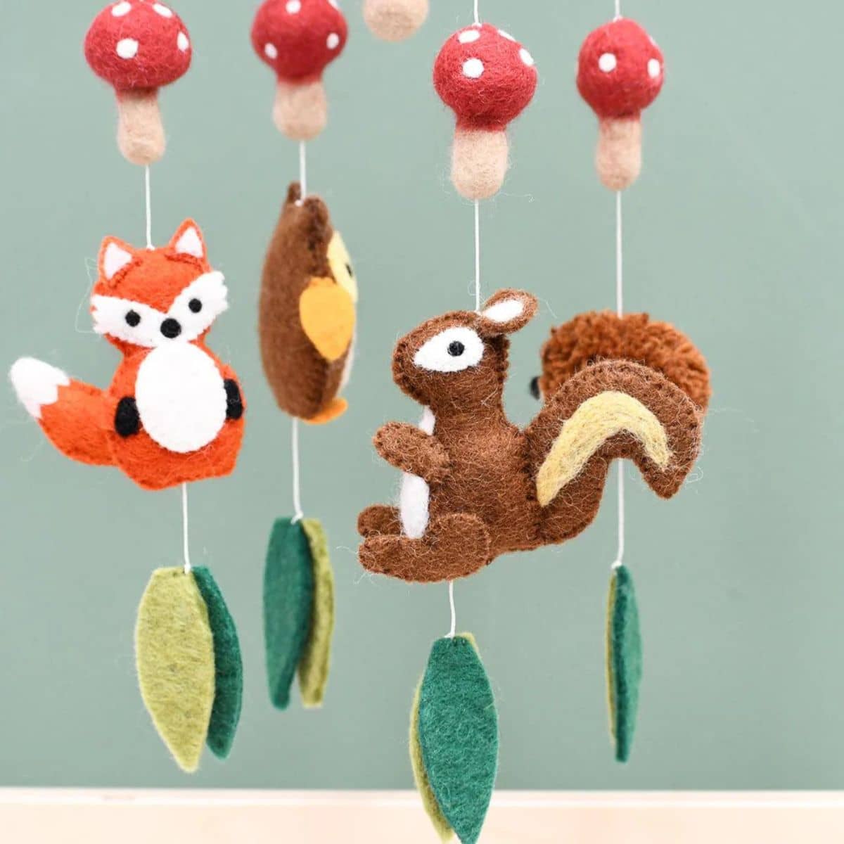 Tara Treasures Nursery Cot Mobile - Woodland Animals