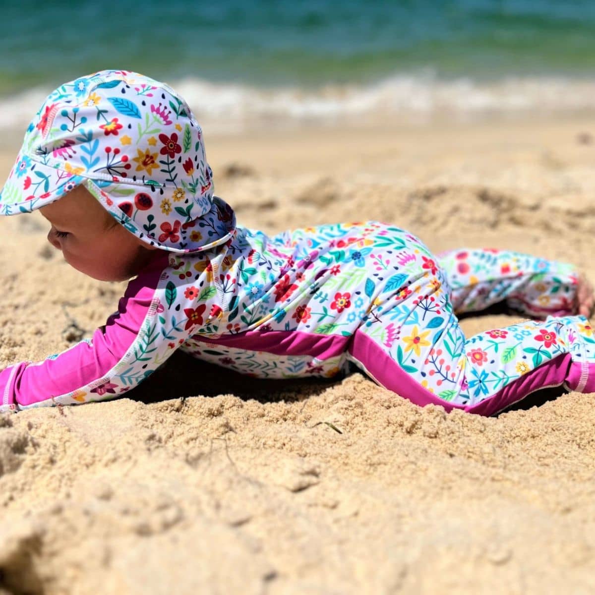 TicTasTogs Full Length Zip Sunsuit + Hat Set - Ditsy Daisy