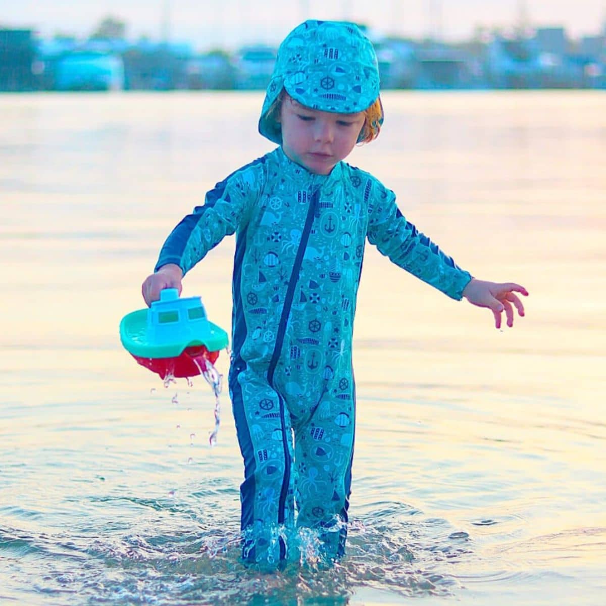TicTasTogs Full Length Zip Sunsuit + Hat Set - Marine