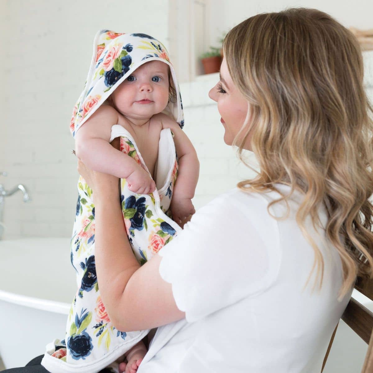 Tiny Twinkle Kaffle Hooded Towel + Washcloth Set - Blush