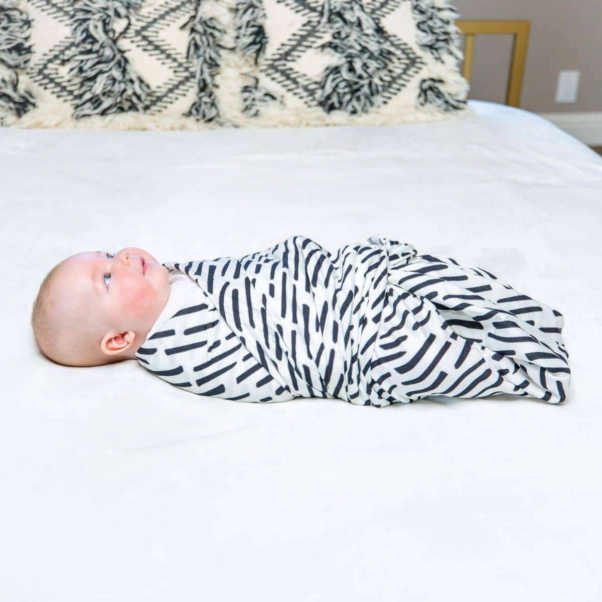 Tiny Twinkle Kaffle Swaddle Blanket - Ink Strokes