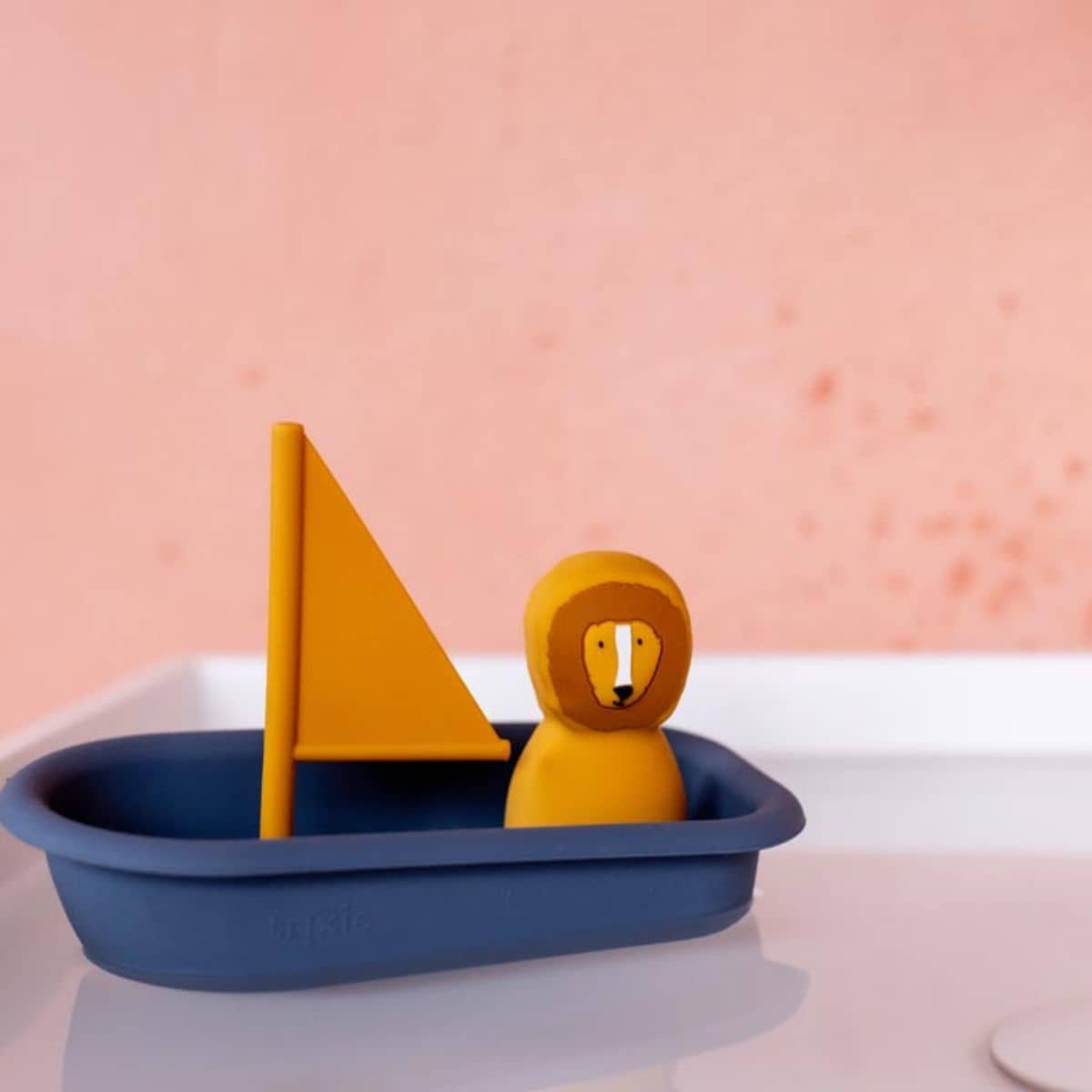 Trixie Bath Toy Sailboat - Mr. Lion
