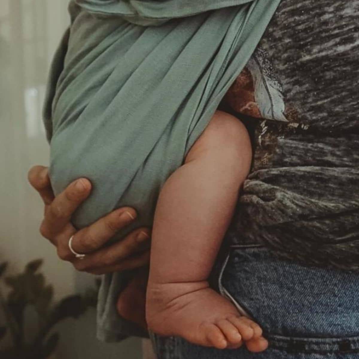Vixsa Linen Ring Sling - Sage