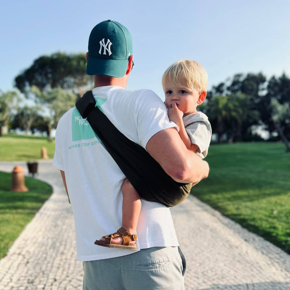 Wildride Toddler Hip Carrier - Army Green