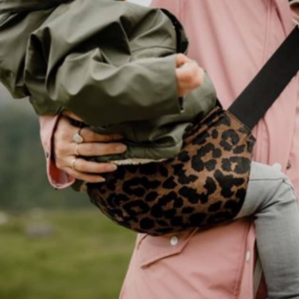 Wildride Toddler Hip Carrier - Brown Leopard
