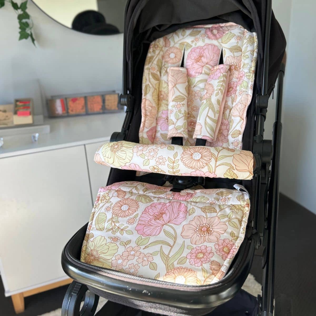 Wonderland4Children Universal Pram Liner - Iris