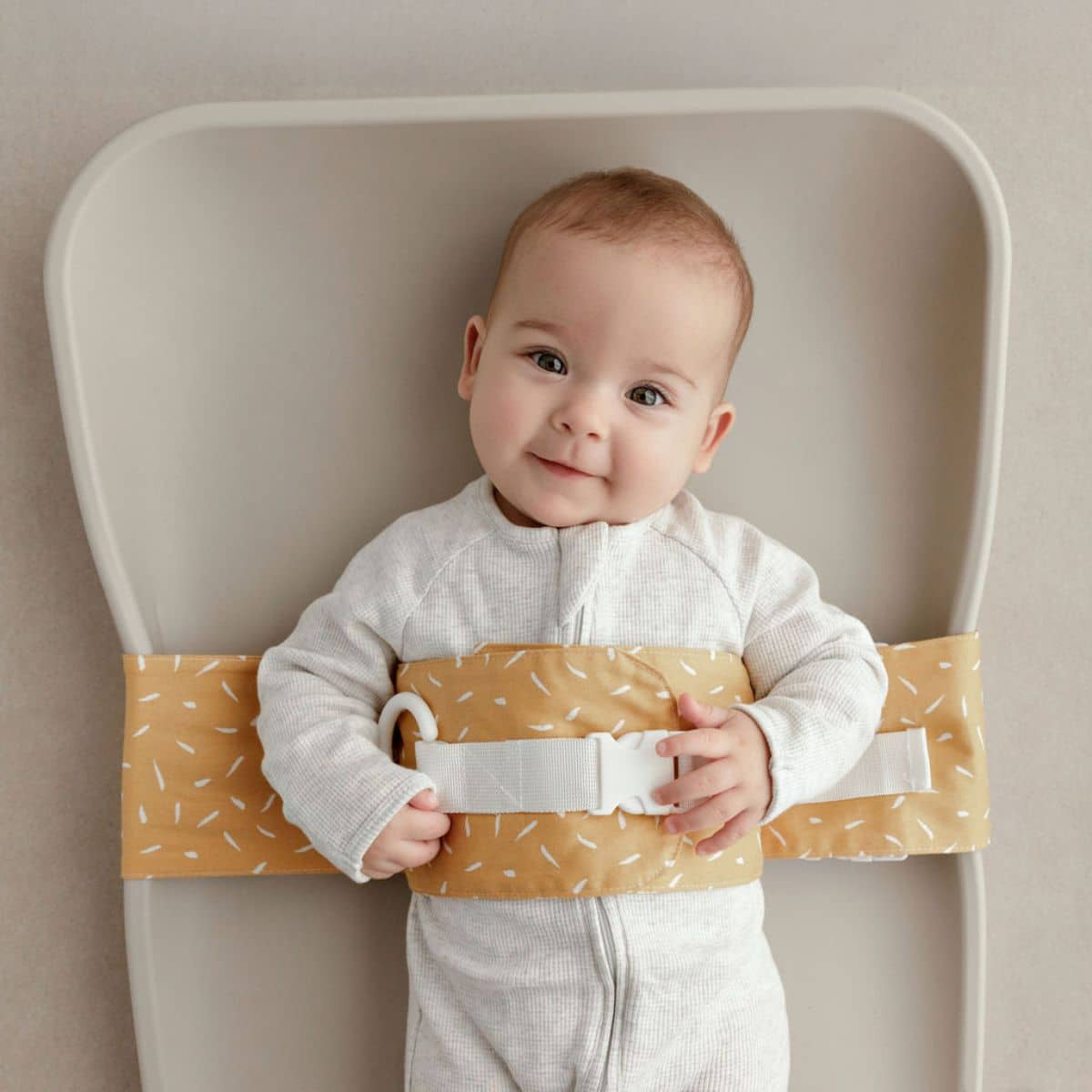 Wrigglebum Nappy Change Harness - Butterscotch Sprinkle