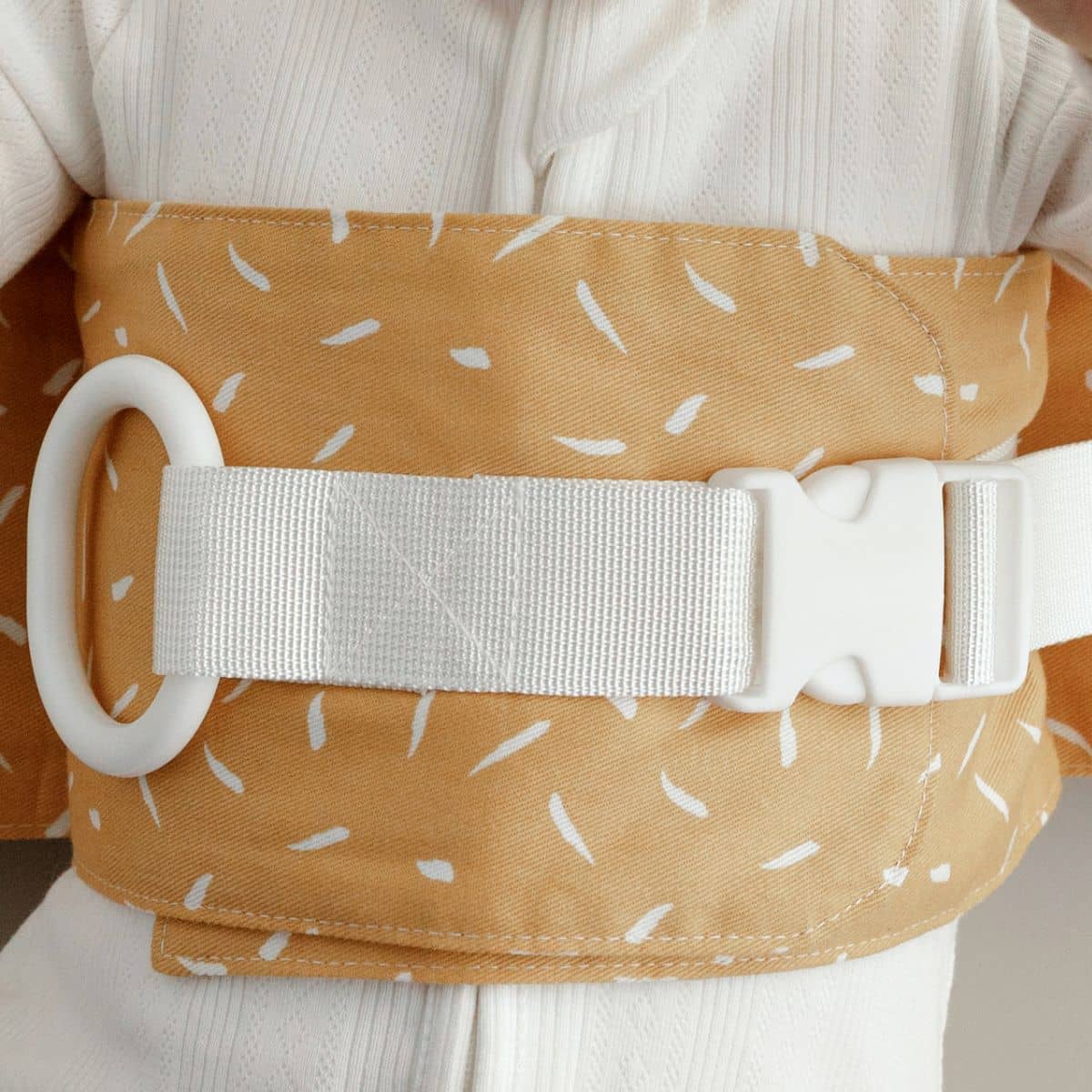 Wrigglebum Nappy Change Harness - Butterscotch Sprinkle