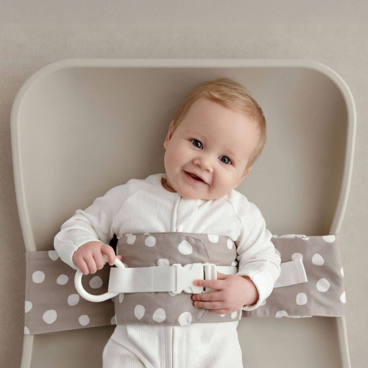 Wrigglebum Nappy Change Harness - Spotty Dotty