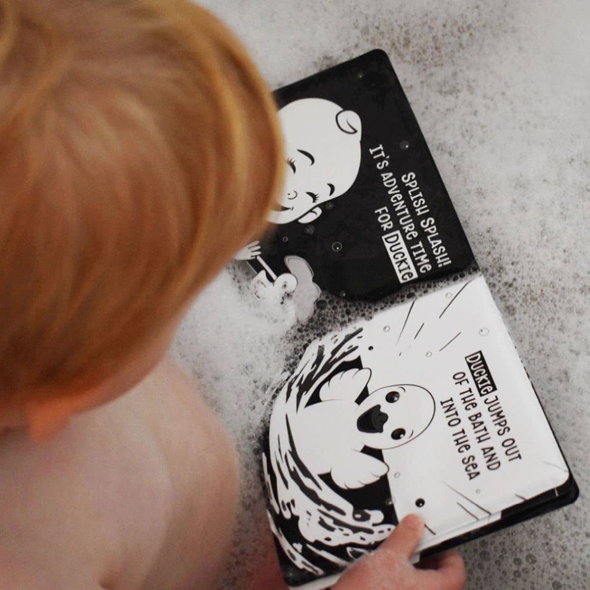 Young Wonderer Black and White Bath Book - Duckie Goes On An Adventure