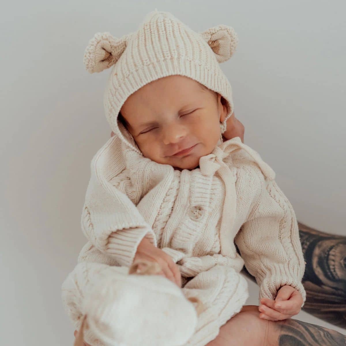 Ziggy Lou Knit Bonnet - Biscotti Fleck Bear